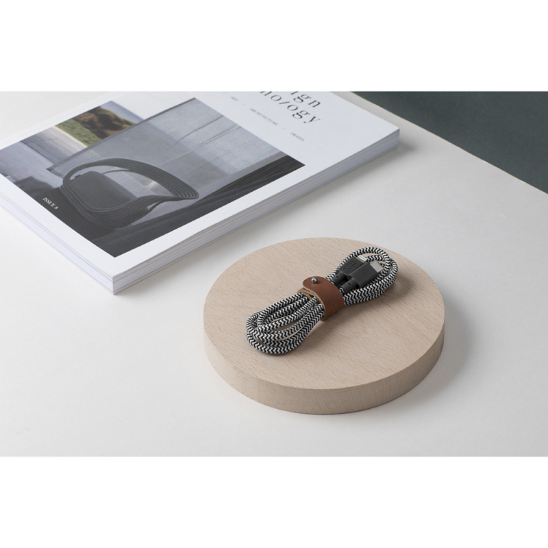 Кабель зарядный Native Union ULTRA STRENGTH CABLE USB-C/LIGHTNING, 1,2 м., цвет зебра